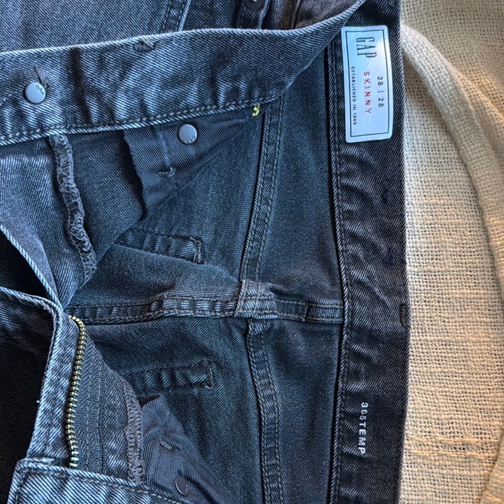 GAP Gray Skinny Jeans Modern Fit